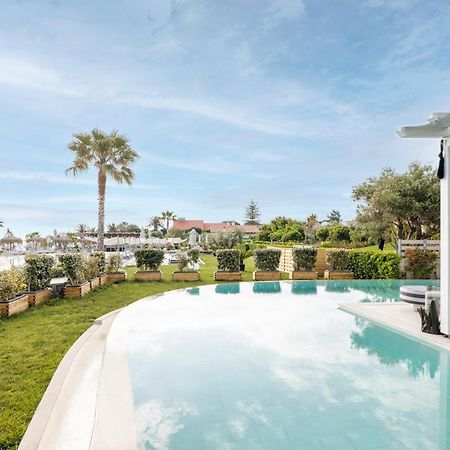 Blue Carpet Luxury Suites Pefkochori Exterior photo
